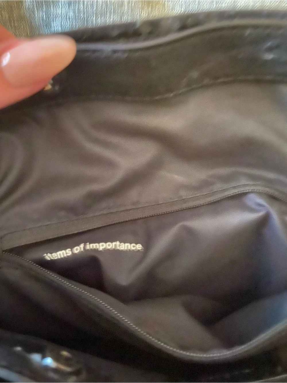 Men's Gray Messenger Bag with Adjustable Black Strap - Lululemon
